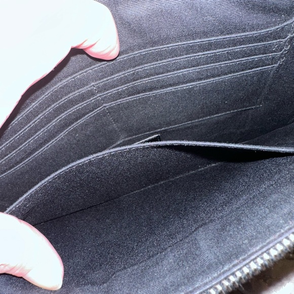 YSL Pouch - Picture 7 of 7